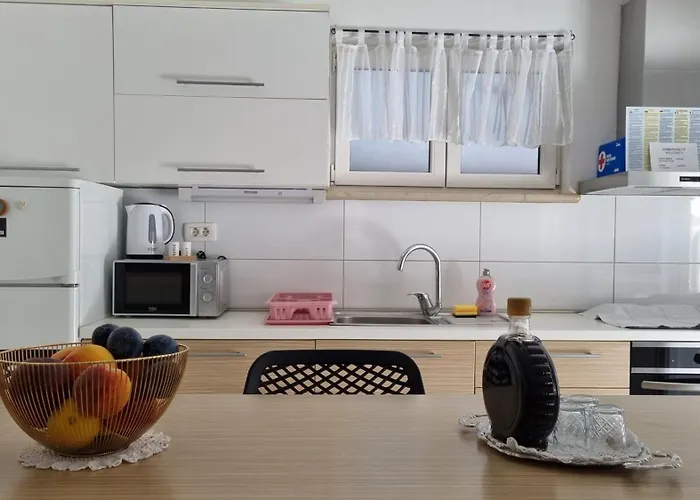 Pino Appartement Pucisca